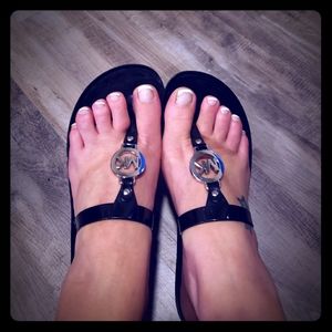 Michael Kors slide ons